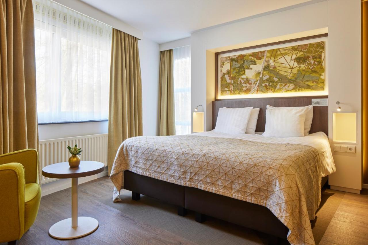 Auberge Du Bonheur Тилбург Екстериор снимка